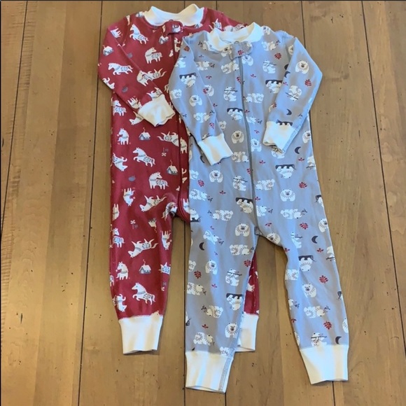 Hanna Andersson Other - Hanna Andersson - Bundle of 2 zip-up Holiday PJs